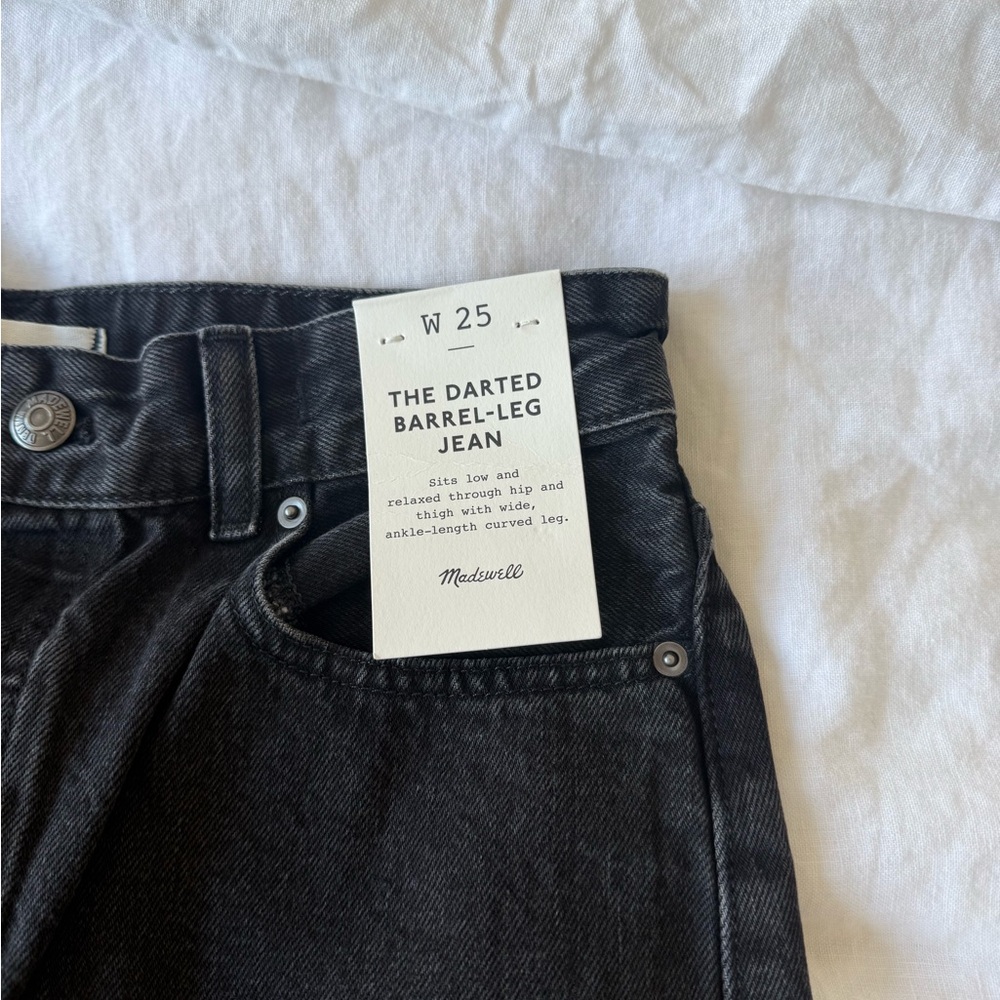Madewell Darted Barrel-Leg Jeans in Black Denim